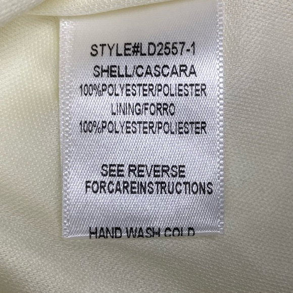 JessaKae South Of France Flowy Floral Pale Yellow Maxi Dress Size Small - Picture 8 of 13